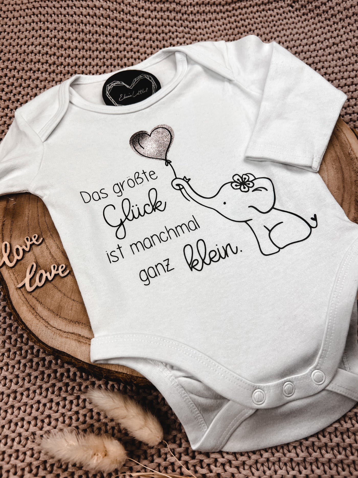 Babybody Design "Größtes Glück" | Geschenk zur Geburt, Babyparty [individualisierbar]