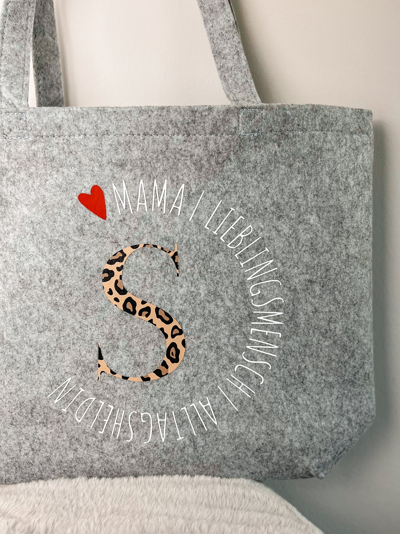 XXL Filztasche Design "Lieblingsmensch" | mit Initial & Bezeichnung [INDIVIDUALISIERBAR / PERSONALISIERBAR]