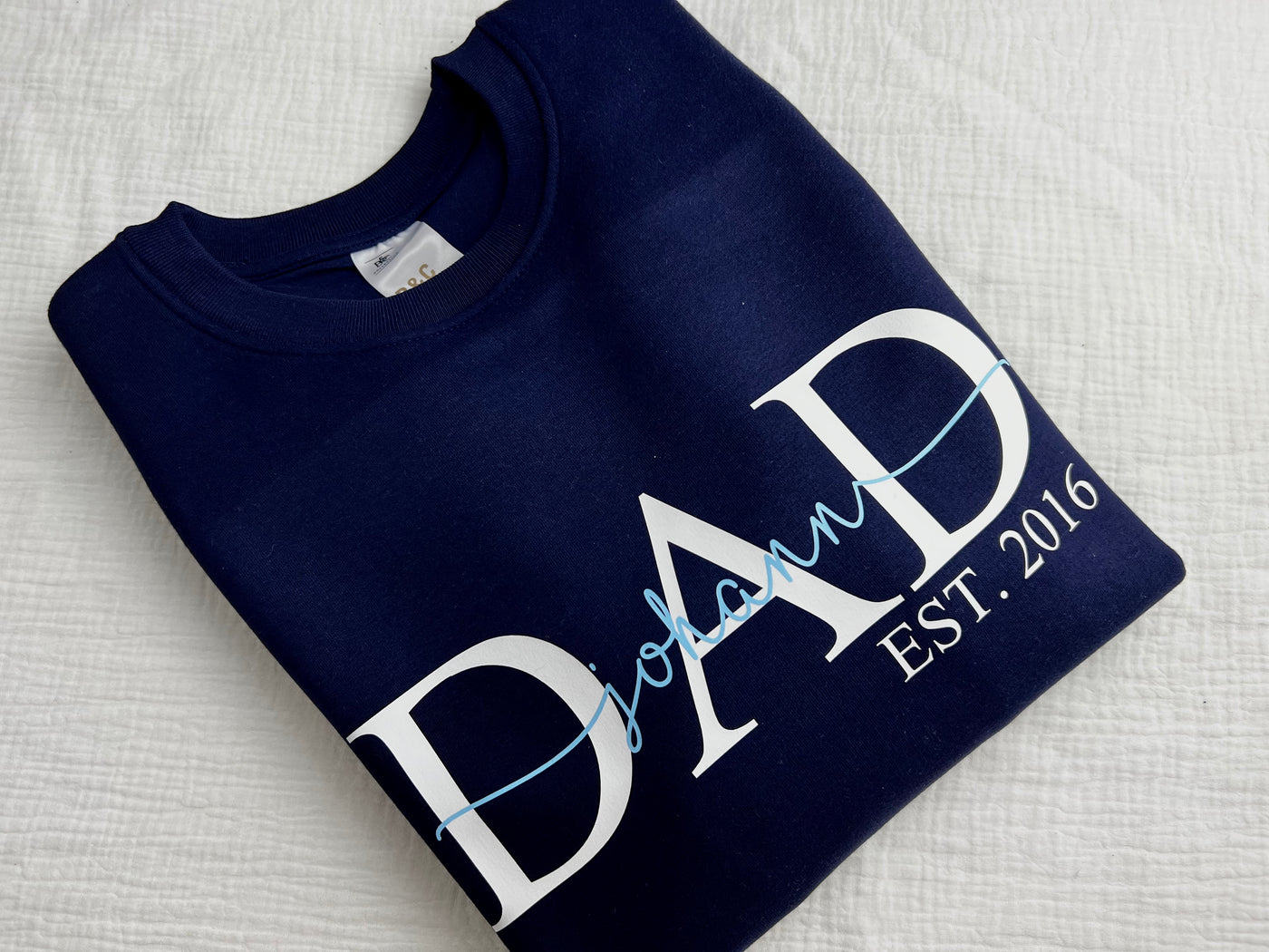 Herren Hoodie Design „DAD EST. / PAPA SEIT“ | Papa Pulli mit Kindernamen & Geburtsjahren [personalisierbar | individualisierbar]