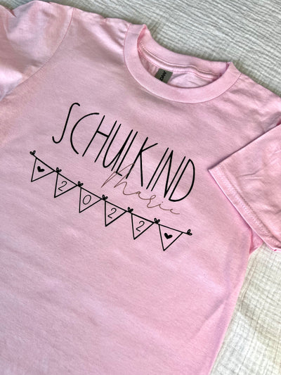 Kinder T-Shirt Design "Schulkind Girlande" | Kids Shirt zum Schulbeginn | Geschenk Schulanfang [individualisierbar / personalisierbar]