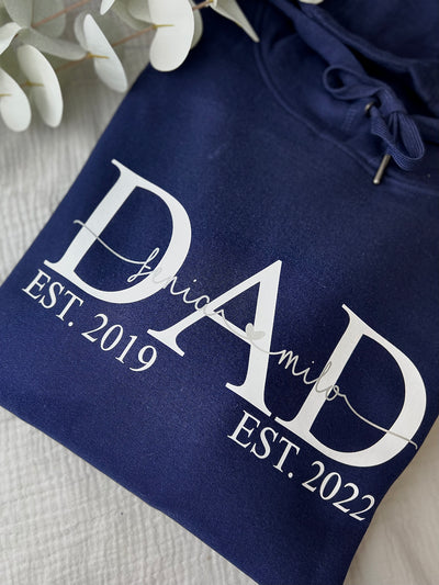 2-er Sparset | MOM & DAD EST Hoodies | Partner-Pullover für Eltern [personalisierbar / individualisierbar]