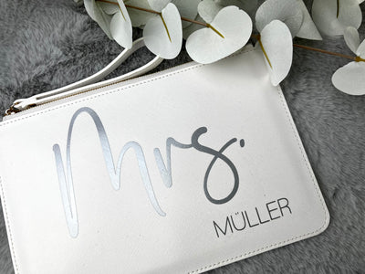 Clutch Design „Mrs.“ | Brauttasche mit Familiennamen [personalisiert / individualisiert]