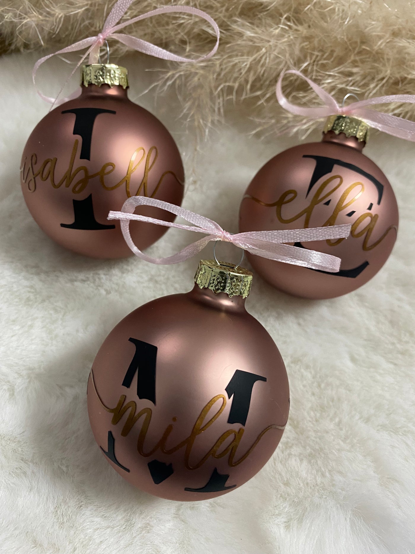 Weihnachtskugel "Initial + Wunschname"⎟Christbaumkugel zum Verschenken⎟Namens-Kugel⎟Baumschmuck [personalisierbar / individualisierbar]