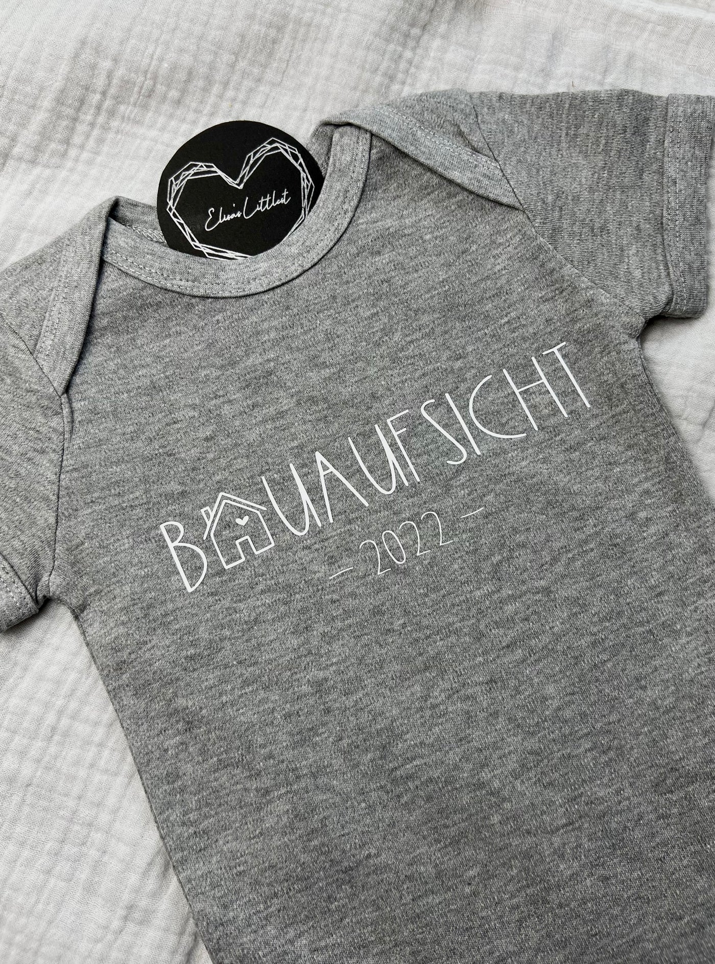 Babybody Design "Bauaufsicht" | Kurzarmbody für kleine Bauherr/innen [individualisierbar]