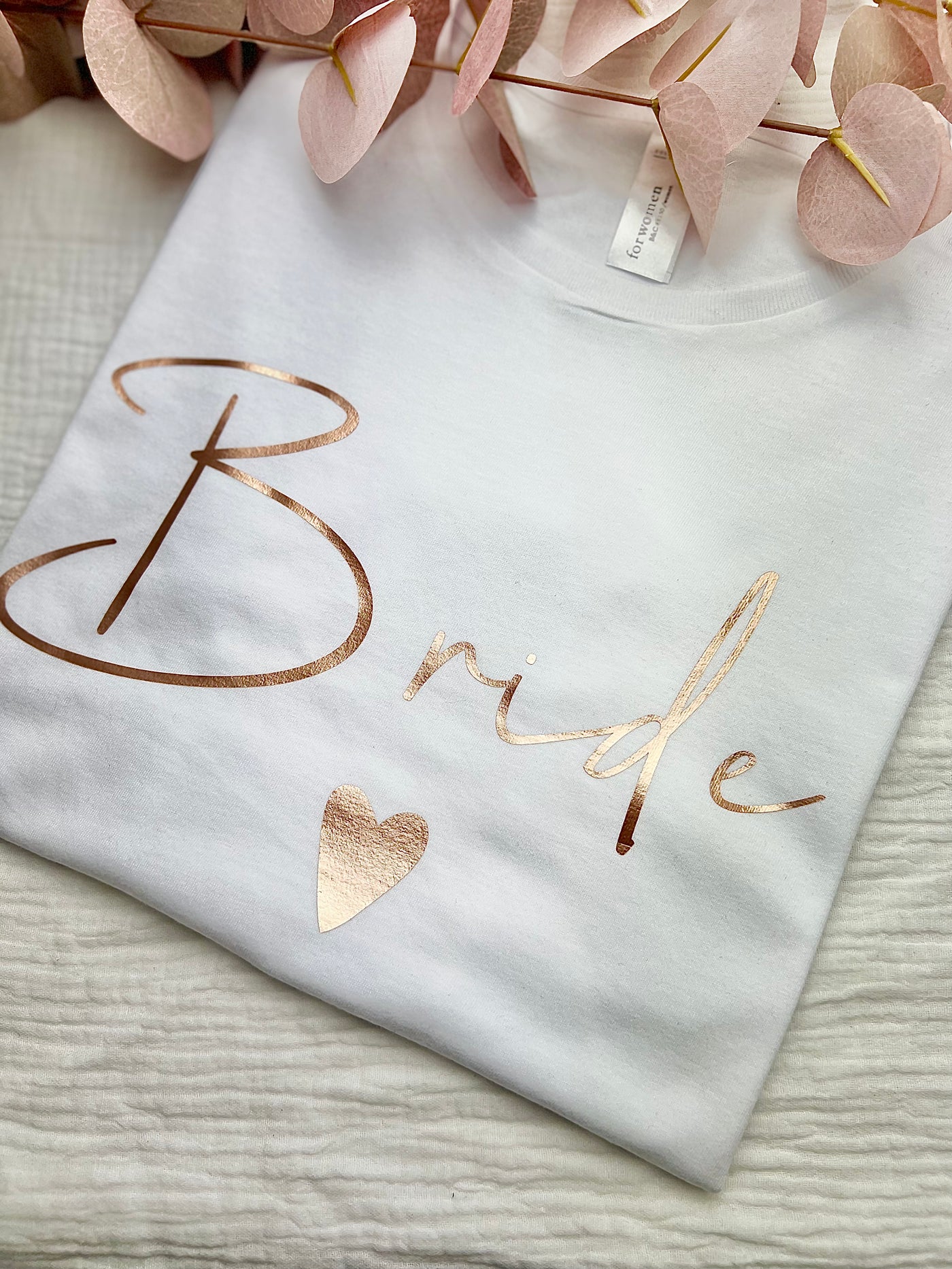 Junggesellenabschied T-Shirt leger Design „Bride & Babes“ | JGA Shirt für die Braut [individualisierbar]