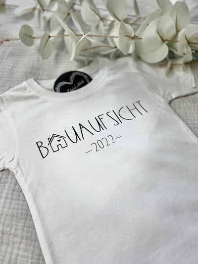 Baby T-Shirt Design "Bauaufsicht" | Kinder Shirt für kleine Bauherr/innen [individualisierbar]