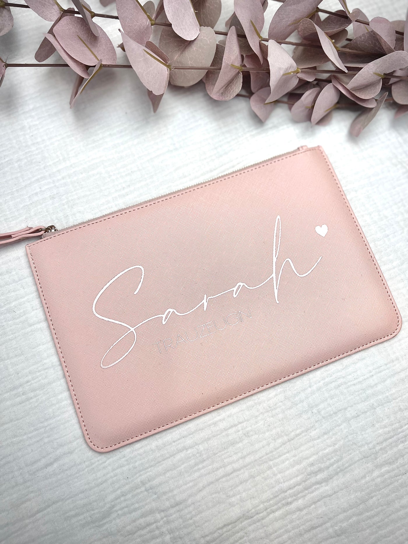 Clutch Design „Wunschname + Titel" [personalisiert / individualisiert]