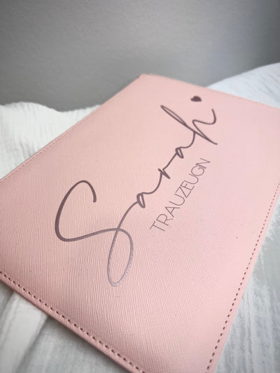 Clutch Design „Wunschname + Titel" [personalisiert / individualisiert]