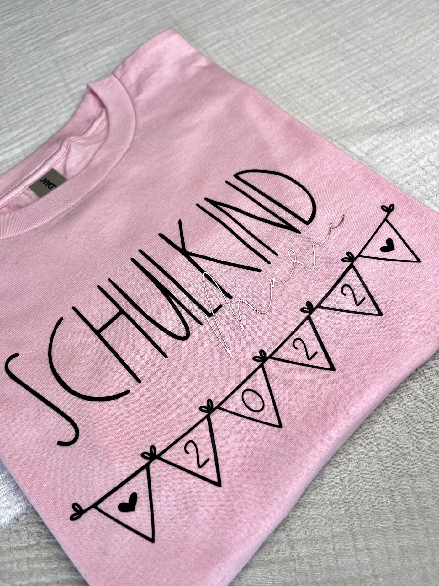 Kinder T-Shirt Design "Schulkind Girlande" | Kids Shirt zum Schulbeginn | Geschenk Schulanfang [individualisierbar / personalisierbar]